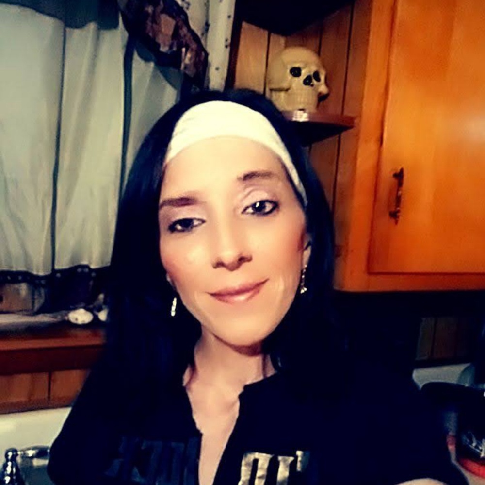 Meet your Posher, Latonya